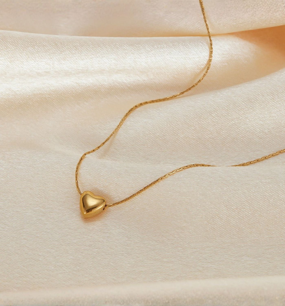 The Puffy Heart Necklace