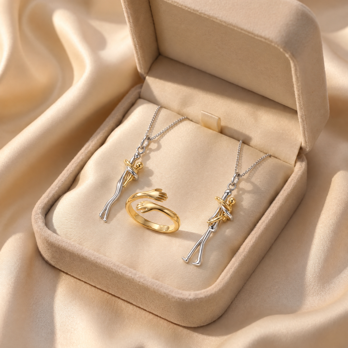 The Family Matching Set Mom and Kid plus Dad and Kid silver with Gold Hug Ring in jewelry box