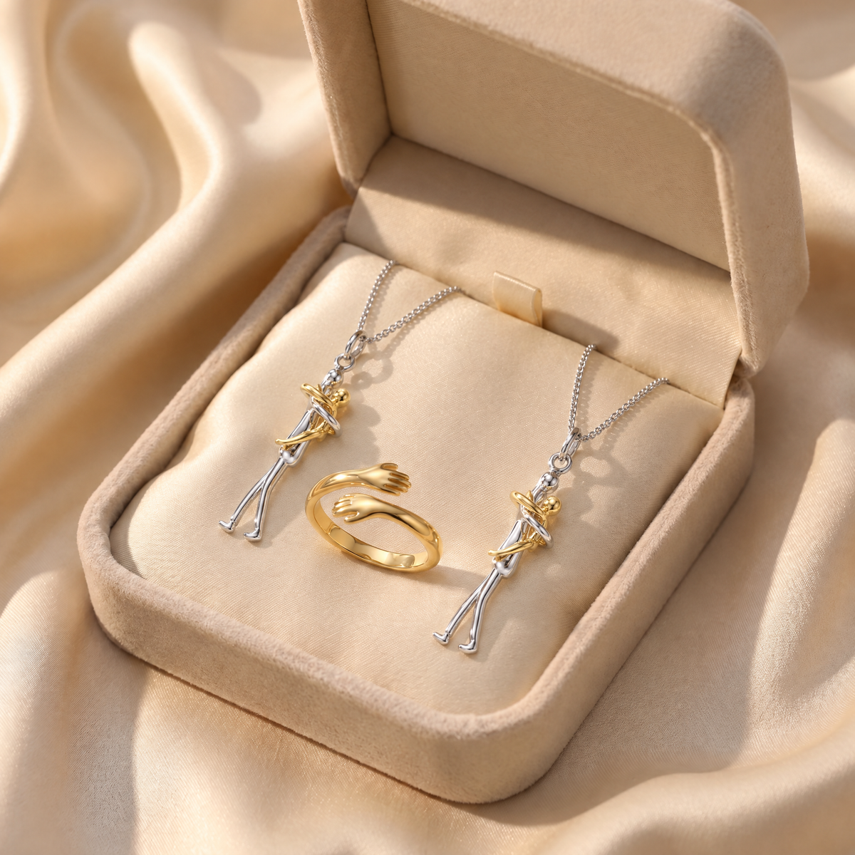 The Family Matching Set 2x Dad and Kid silver with Gold Hug Ring in jewelry box