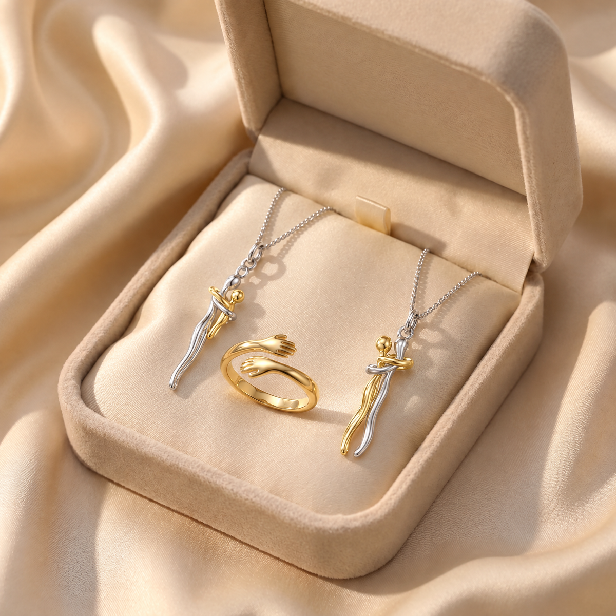 The Family Matching Set Mom and Kid plus Couple silver with Gold Hug Ring in jewelry box
